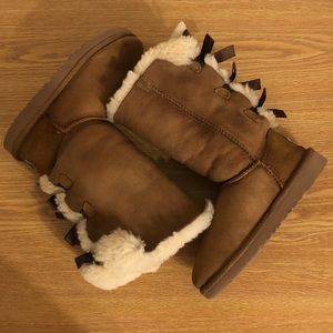 Ugg Bailey Bow ll Tall Kids Boots Size 2